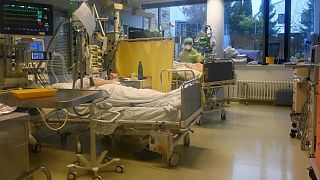 Unité de soins intensifs pour les patients atteints du Covid-19 de l'hôpital de Freising, près de Munich, le 16  novembre 2021