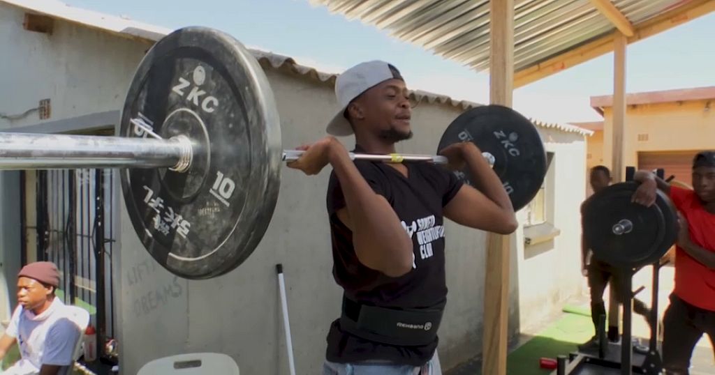 Soweto's first weightlifting club attracts teenagers