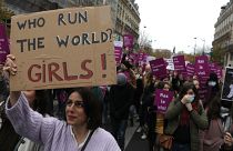 تظاهرة حاشدة في العاصمة الفرنسية باريس ضد العنف الممارس بحق المرأة، 20 نوفمبر 2021