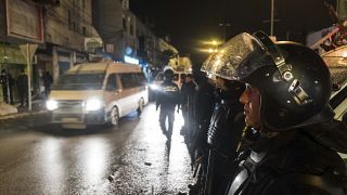 شرطة مكافحة الشغب دوريات بمديرية انطلاقة شمال تونس العاصمة، تونس.