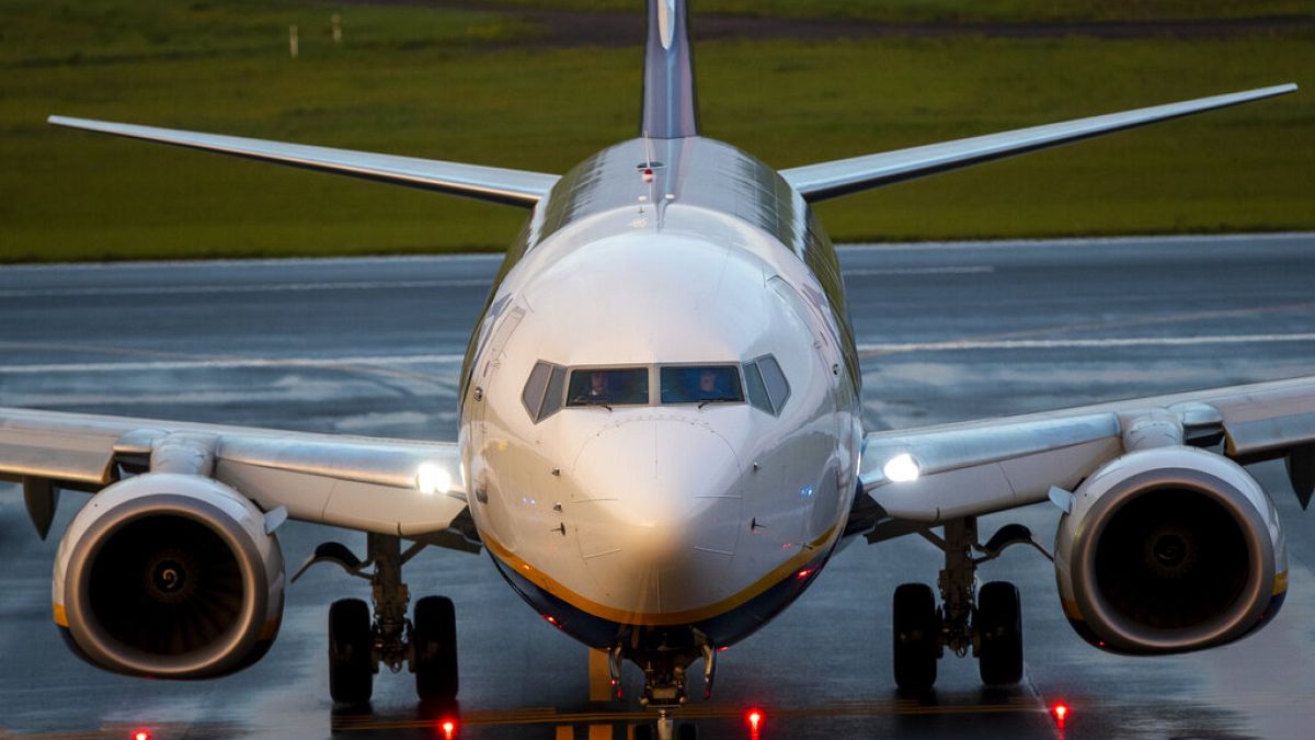 Ryanair renews call for air traffic control reform after Athens delays