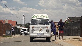 عربة الآيس كريم الخاصة بسيفو متشالي في جنوب إفريقيا.