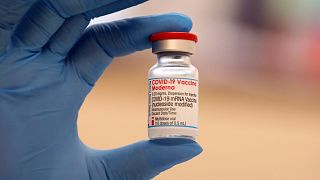 Moderna Covid-19 aşısı
