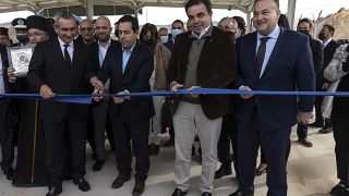 Schinas inaugurou novos centros em Leros e Kos
