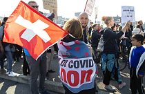 Referéndum en Suiza sobre el reforzamiento de las medidas contra la COVID