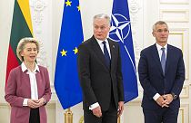 Litvániában találkozott a NATO-főtitkár és az Európai Bizottság elnöke