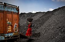 تصاویری از معضل معادن روباز زغال سنگ در هند