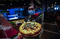 Cannabis-Pizza im Restaurant "Pizza Company" in Bangkok.