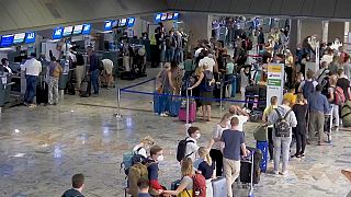 South Africa: Passengers stranded at Airport 	