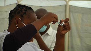 Kenya : le variant Omicron incite à la vaccination massive