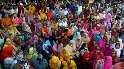 شاهد: احتجاجات للمطالبة بالسماح لرئيسة الوزراء البنغالية السابقة بالعلاج خارج البلاد