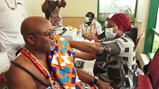 Ghana, Nigeria detect Omicron variant, increase vaccination efforts