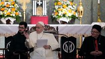 البابا فرنسيس يلقي كلمة خلال حفل أقيم في كاتدرائية سيدة النعم المارونية في نيقوسيا ، قبرص ،