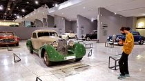 İran Tarihi Otomobiller Müzesi'ni 3 haftada 20 bini aşkın kişi ziyaret etti.