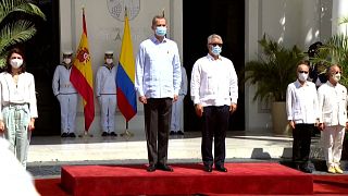 El rey de España, Felipe VI, con el presidente de Colombia, Iván Duque