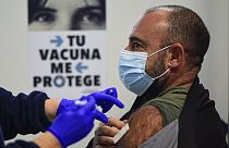 Saturación en los centros médicos y hospitales de España ante el avance de ómicron