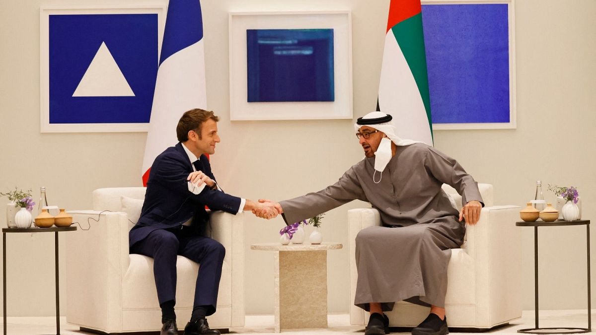 امانوئل مکرون، رئیس جمهور فرانسه و شیخ محمد بن زاید آل نهیان، ولیعهد ابوظبی