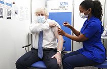 Koronavírus: több ország is a gyerekek beoltását fontolgatja