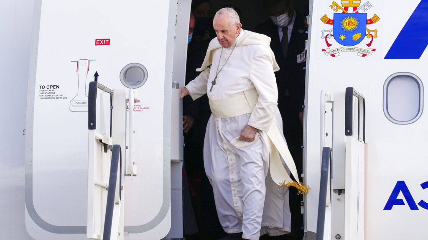 Pope arrives in Greece blasting rise of nationalism across Europe