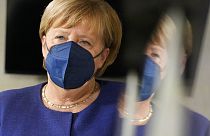 Covid-19 : l'Europe sous pression, Angela Merkel lance un appel solennel à la vaccination