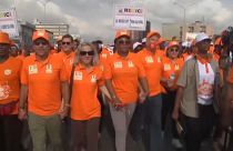 Marcha naranja contra la violencia machista en Costa de Marfil