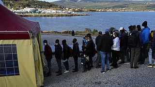 Yunanistan'ın kuzeydoğusundaki Midilli adasındaki Karatepe mülteci kampı