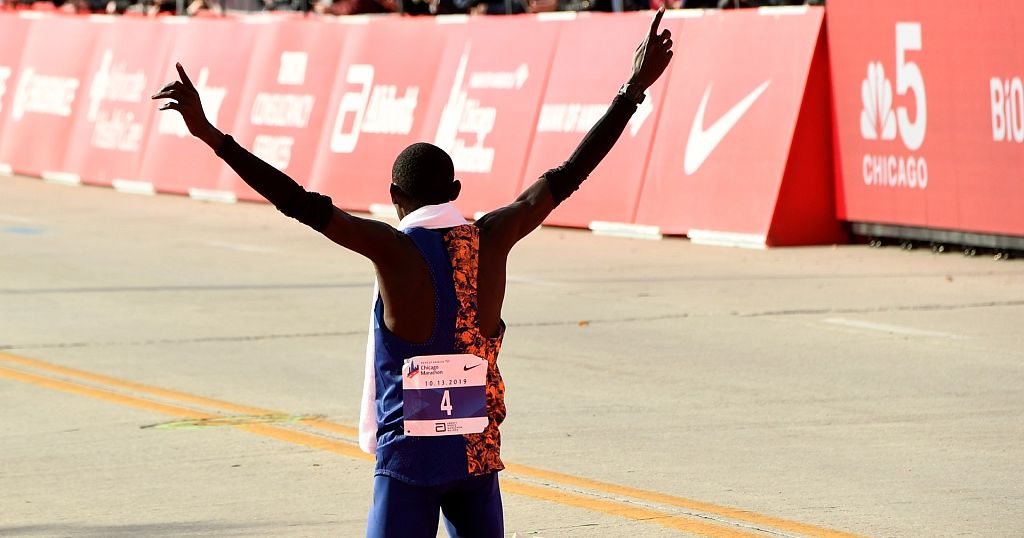 Double win for Kenya in Valencia's marathon