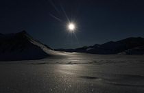 Eclipse : le Soleil a rendez-vous avec la Lune en Antarctique