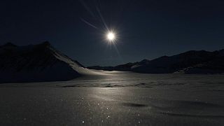 كسوف الشمس في القارة القطبية الجنوبية