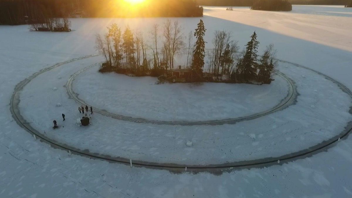 ساونا دائرية تحت الثلج في فنلندا