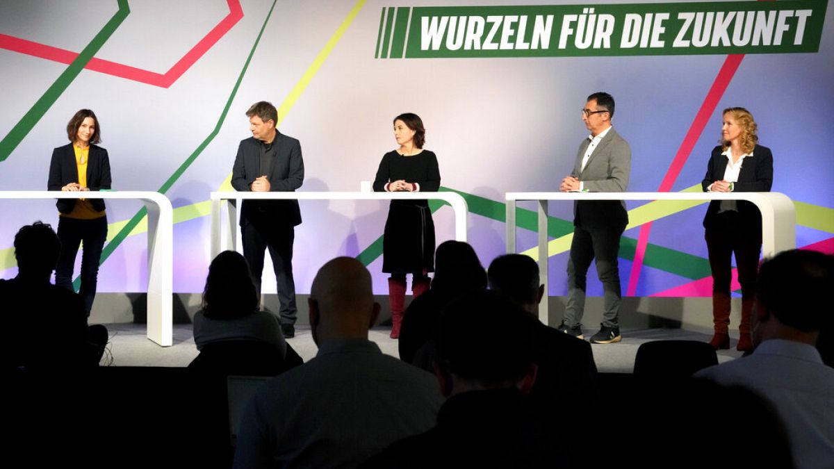 H ηγετική ομάδα των Γερμανών Πράσινων εγκρίνει την τρικομματική κυβέρνηση