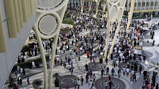 يحتفل الإماراتيون بالعيد الوطني الخمسين، في إكسبو 2020 دبي، الإمارات العربية المتحدة. الخميس 2 كانون الأول/ديسمبر 2021.