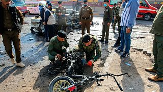 انفجار دراجة نارية مفخخة في مدينة البصرة العراقية يقتل 4 أِشخاص على الأقل
