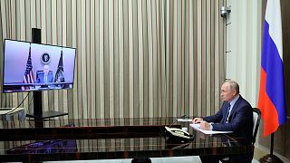 Nem jutott dűlőre Ukrajnáról Biden és Putyin, pedig 2 órán át tárgyaltak egymással