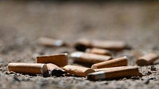 Yeni Zelanda gençlere sigara satışını yasaklamaya hazırlanıyor