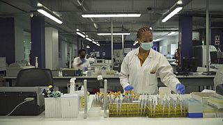 Así es el laboratorio sudafricano que detectó por primera vez la variante ómicron