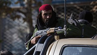 Bir Taliban savaşçısı