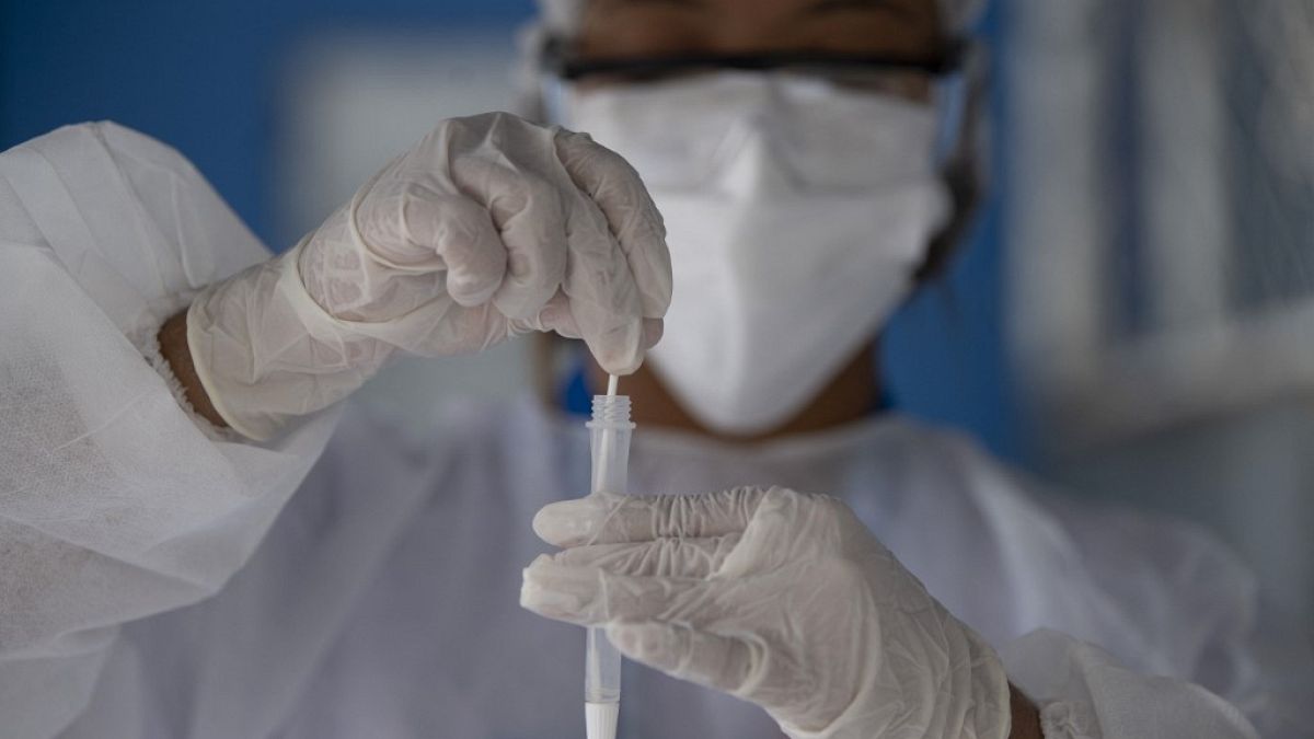 Бразилия ждет вакцинированных от коронавируса туристов 