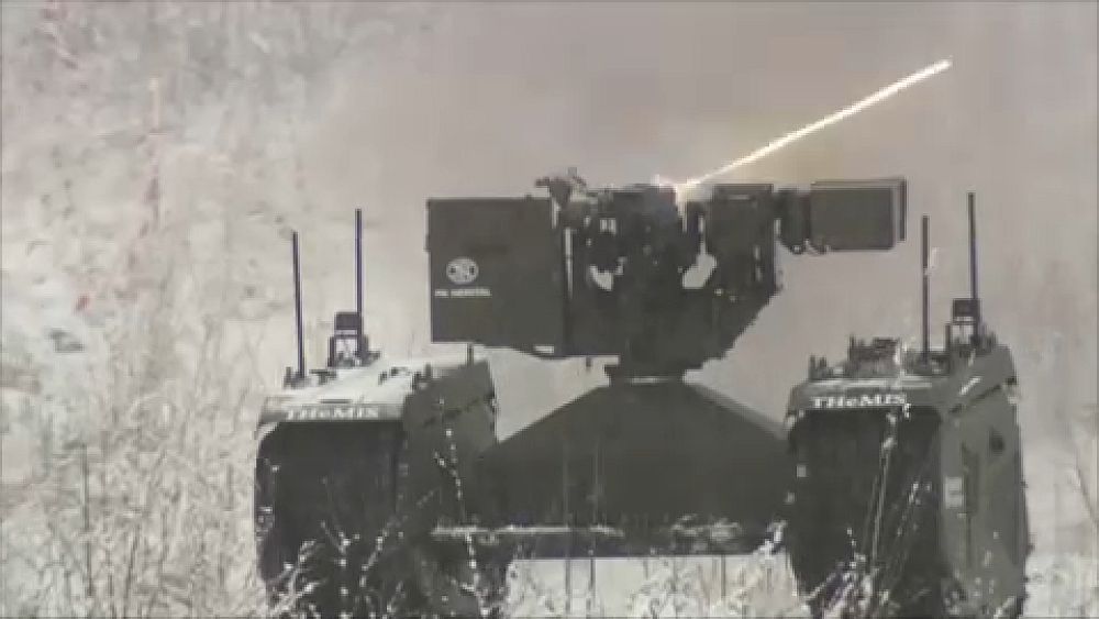 Kampf gegen Killerroboter - Autonome Waffensysteme in der Kritik | Euronews