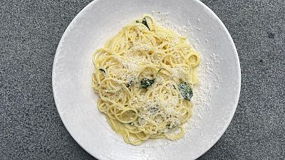 Amalfi lemon, basil & parmesan spaghetti