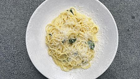 Amalfi lemon, basil & parmesan spaghetti
