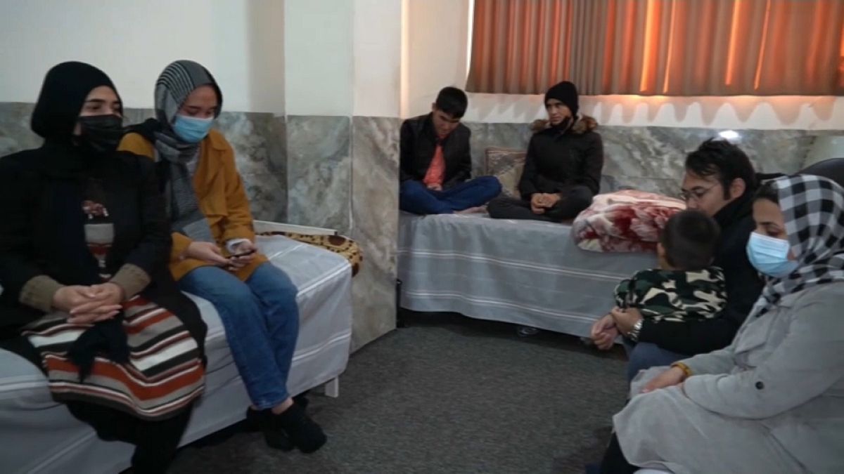 Kaçakçılar Afgan aileyi Türkiye yerine Irak'a götürdü