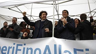 Marco Cappato (a sinistra) e Riccardo Magi celebrano l'approvazione del testamento biologico - 14.12.2017