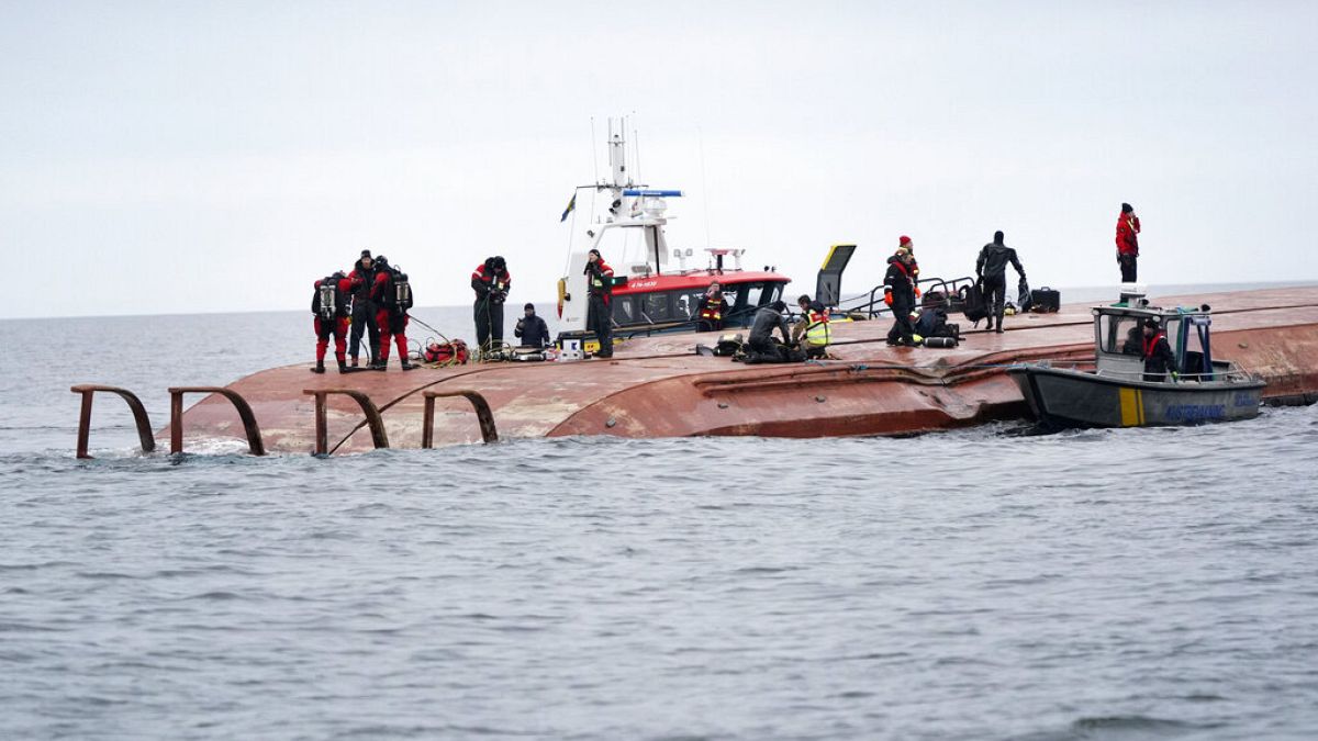 Holtan találták a hajóbalesetben eltűnt tengerészek egyikét 