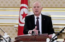 Tunisia, parlamento sospeso fino a dicembre 2022