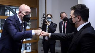 شارل میشل، رئیس شورای اتحادیه اروپا با ولودیمیر زلنسکی، رئیس‌جمهور اوکراین دیدار کرد