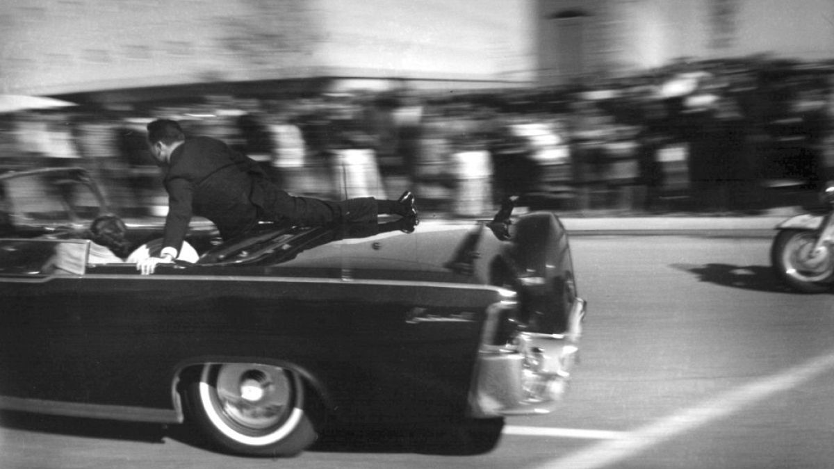 La limousine à bord de laquelle le président John F. Kennedy avait pris place lorsqu'il a touché mortellement touché par des tirs - Dallas, le le 22/11/1963