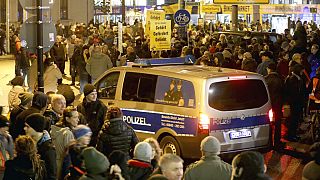 Γερμανία: Διαδήλωση κατά των μέτρων περιορισμού της πανδημίας
