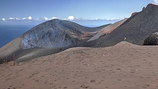 El volcán Cumbre Vieja amanece tranquilo y con ánimo de registrar una quinta jornada de parón