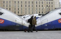 Greve dos comboios no início das férias em França